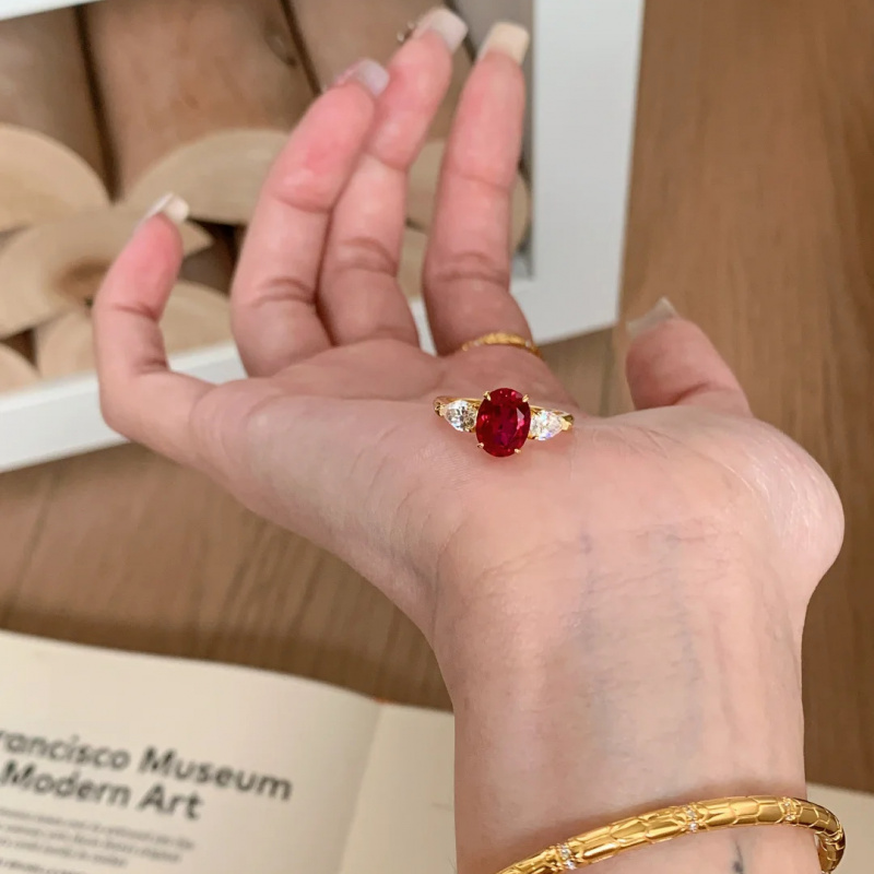 Natural 2-Carat Ruby Ring 18K  - Bar Cart Gold incelemesi ve fiyatı